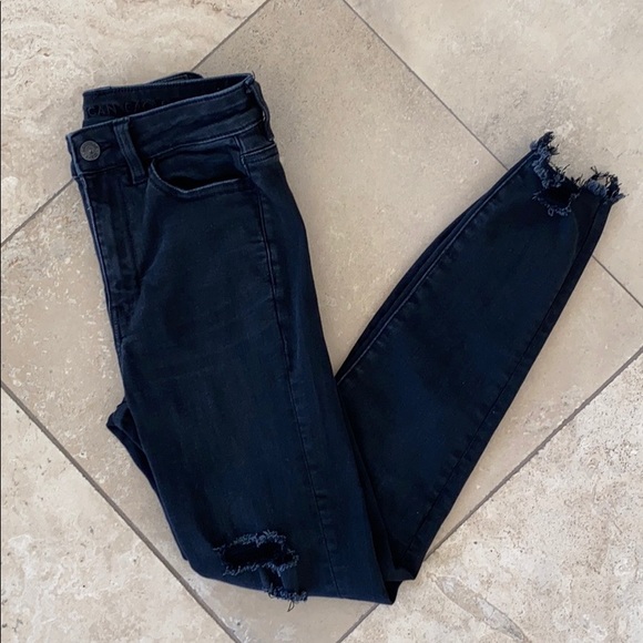 American Eagle Outfitters Denim - American Eagle black super high rise jegging crop